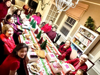 Carlas Calls Cozy Christmas